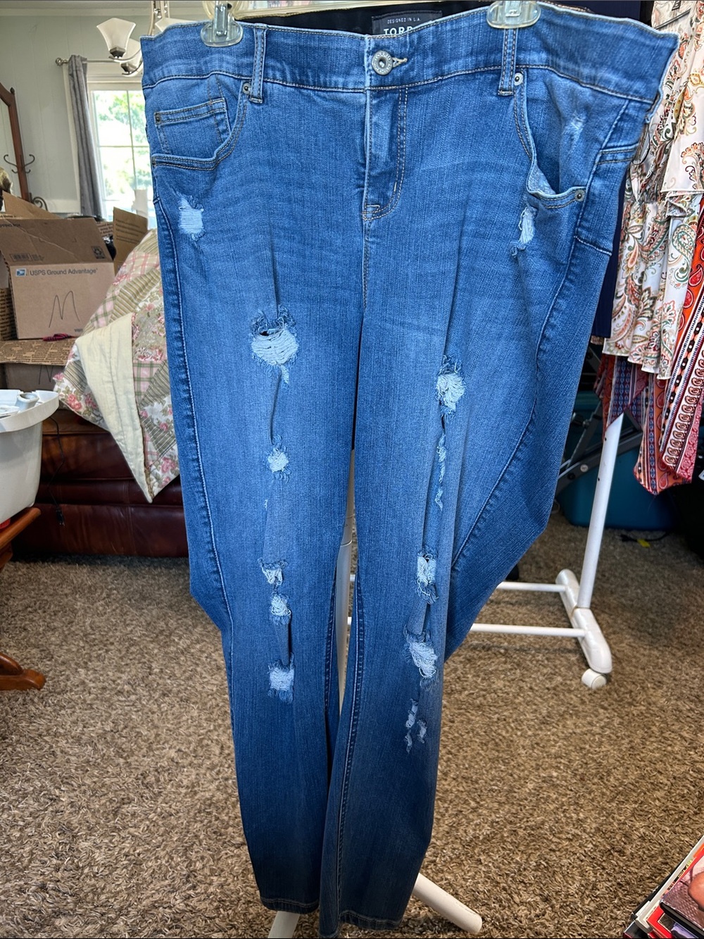 torrid Medium Blue Ripped Skinny Jeans - Women Size 22